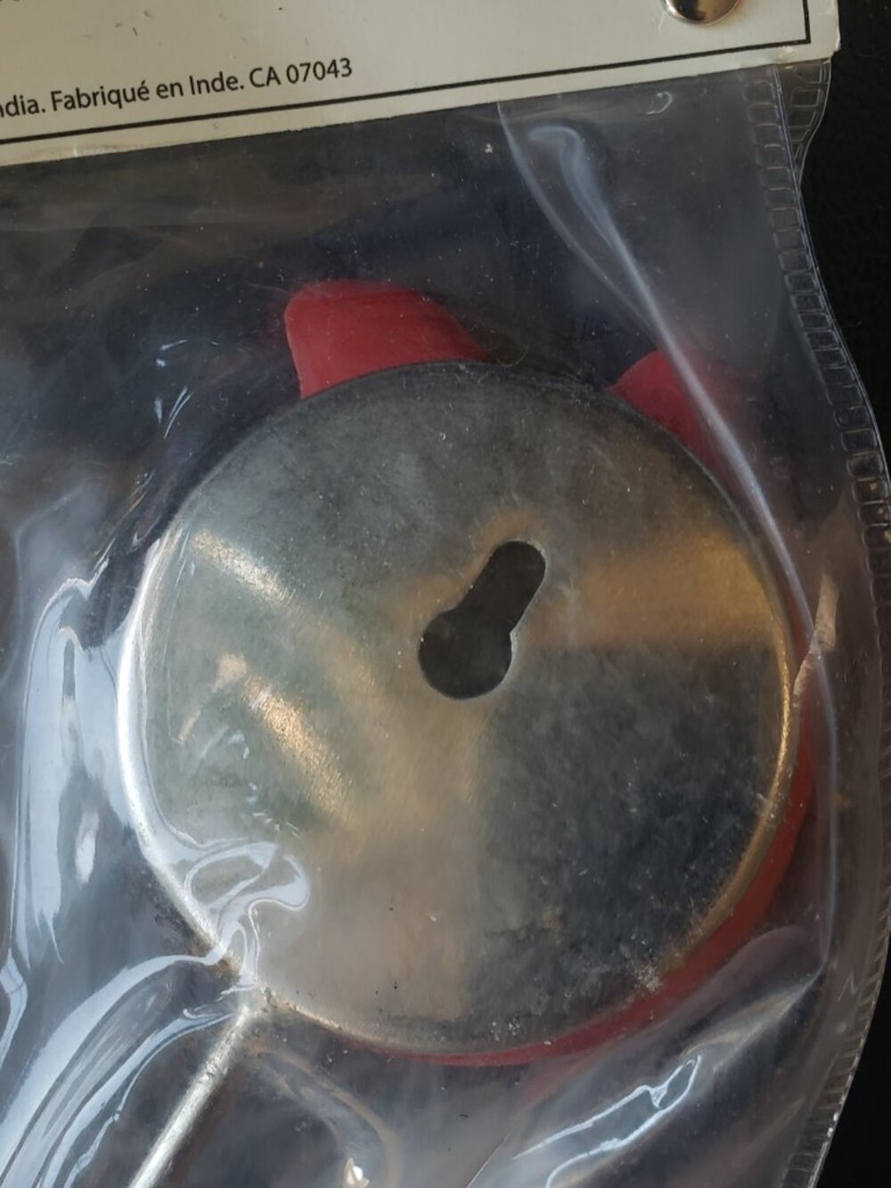 NWT Fun and Quirky Red Apple Shaped Kitchen Towel Hooks - Set of 2 - Picture 12 of 12